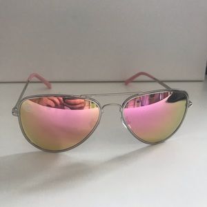 Sunglasses polarized